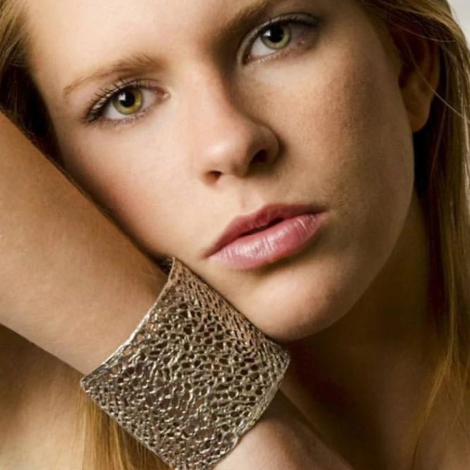 AMAZON bracelet